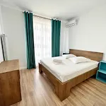 Avi Garden شقة