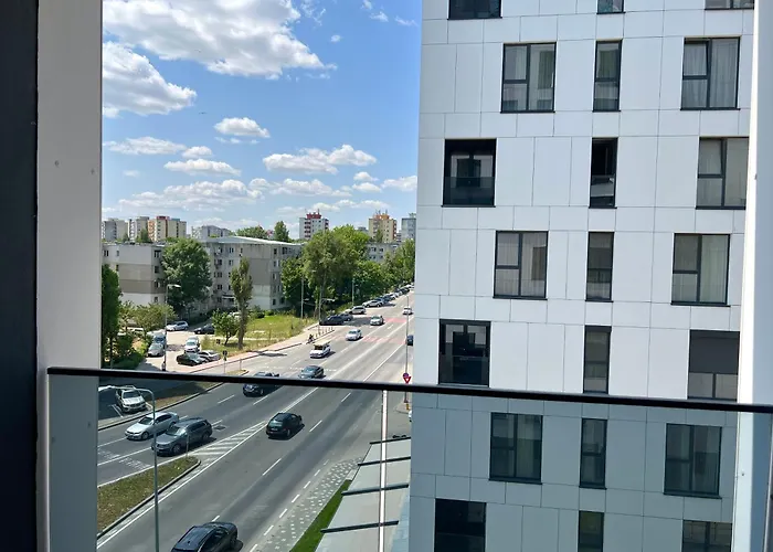 Aviatorii Modern Escape * コンスタンツァ