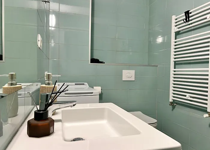 アパート Aviatorii Modern Escape コンスタンツァ